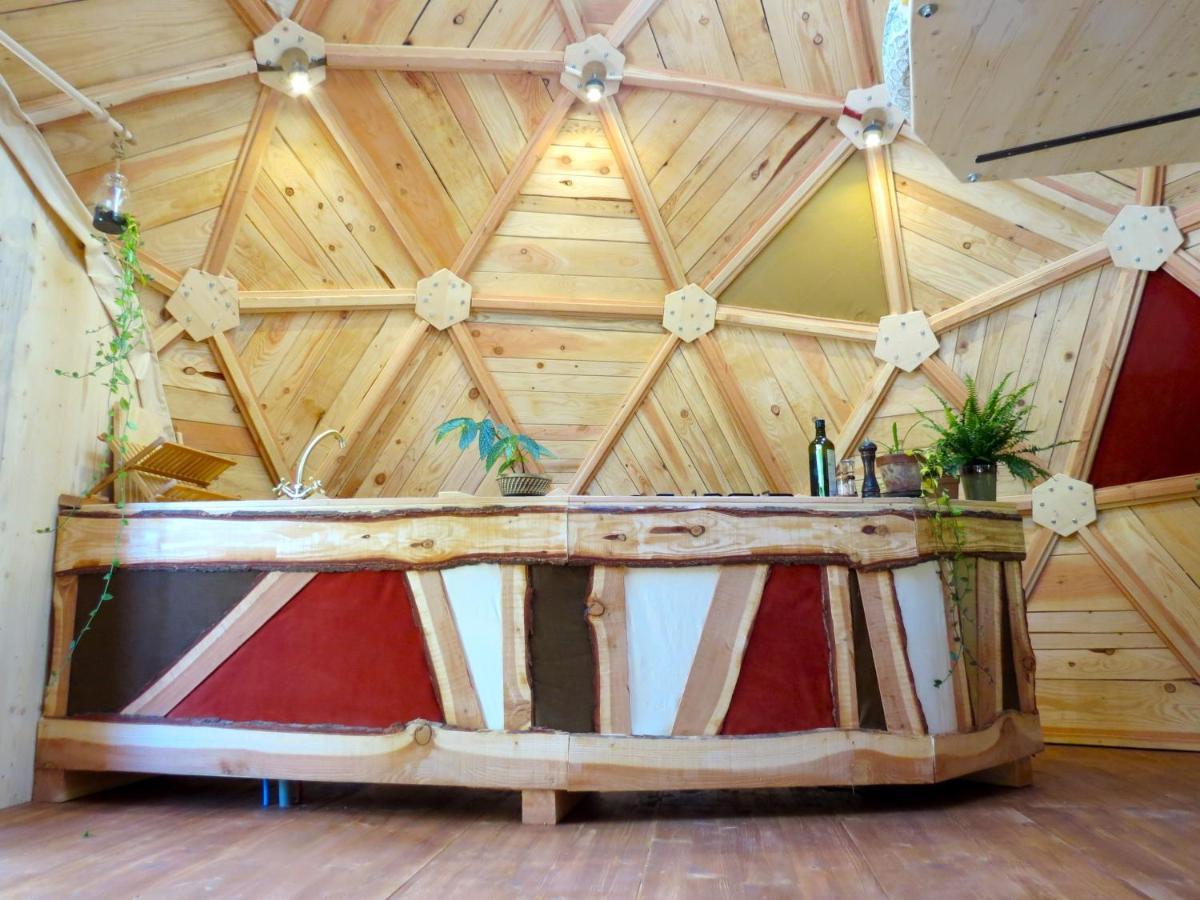 Habitat Createur - Hebergements Insolites Au Camping Municipal "Les Ecureuils" Recoubeau-Jansac Exteriör bild